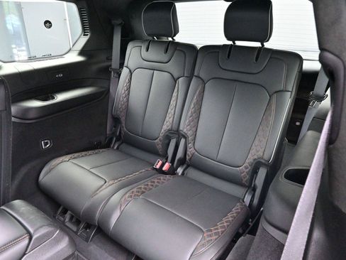 Used 2023 Jeep Grand Cherokee L Summit AWD/4WD image 33