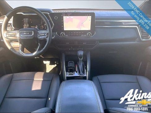 Used 2024 GMC Canyon Elevation w/ Elevation Premium Package image 8