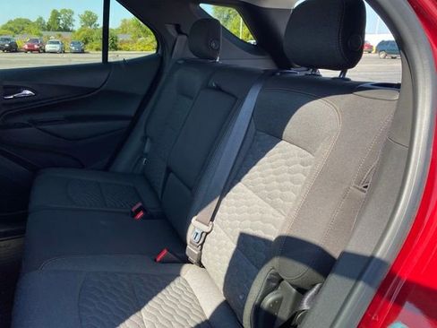Used 2020 Chevrolet Equinox LT image 19
