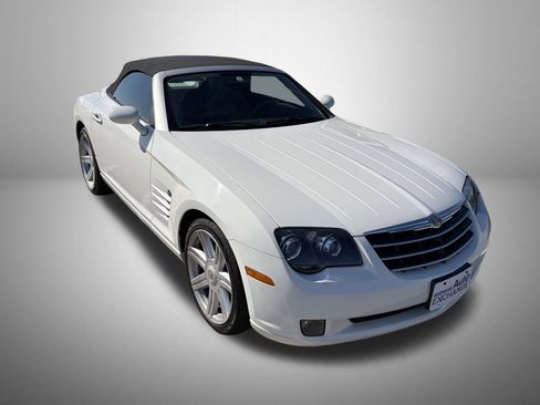 Used 2006 Chrysler Crossfire Limited RWD image 5