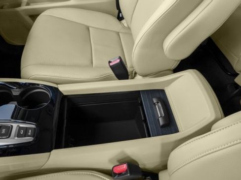 Used 2016 Honda Pilot Elite image 14