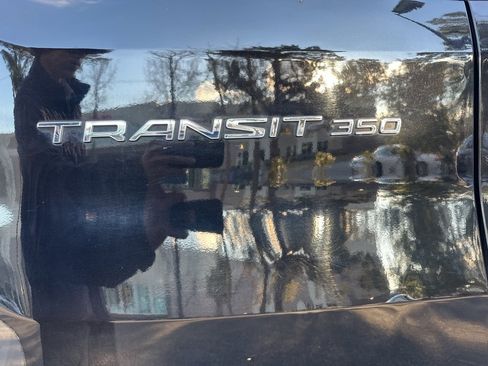 Used 2022 Ford Transit 350 XLT image 9