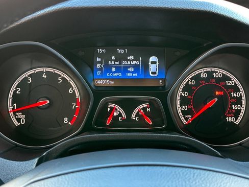 Used 2018 Ford Focus ST image 38