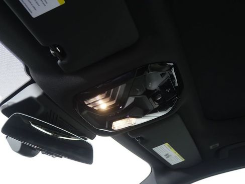 New 2026 BMW i5 eDrive40 w/ M Sport Package image 21