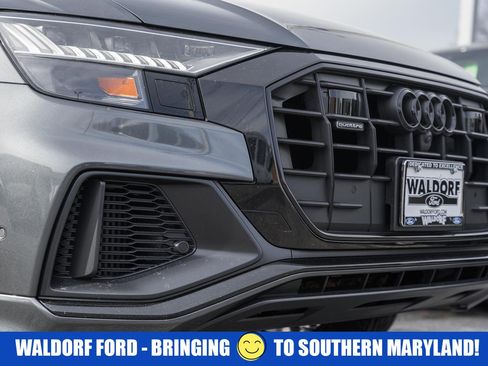 Used 2021 Audi Q8 Prestige w/ Prestige Package image 16