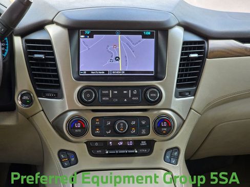 Used 2020 GMC Yukon XL Denali AWD/4WD image 19