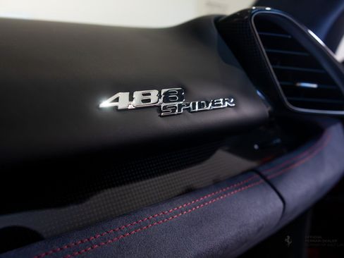 Used 2019 Ferrari 488 Spider RWD image 14