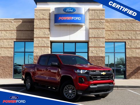 Used 2024 Chevrolet Colorado LT w/ Advanced Trailering Package image 1