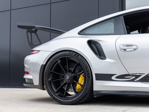 Certified 2016 Porsche 911 GT3 RS RWD image 26