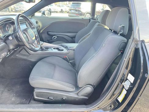 Used 2019 Dodge Challenger R/T image 23