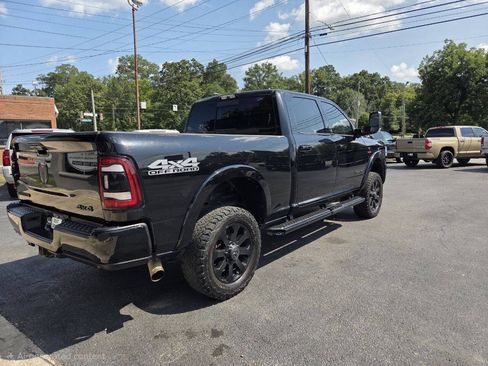 Used 2019 RAM 2500 Laramie w/ Night Edition AWD/4WD image 6