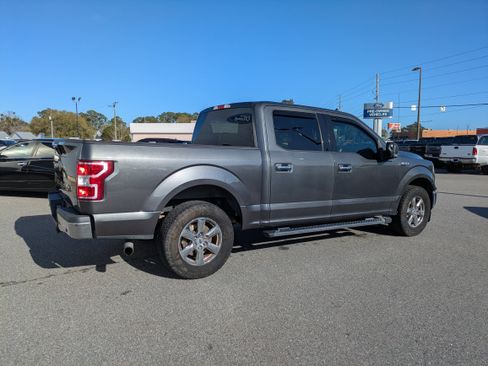 Used 2020 Ford F150 XLT w/ Equipment Group 302A Luxury image 4