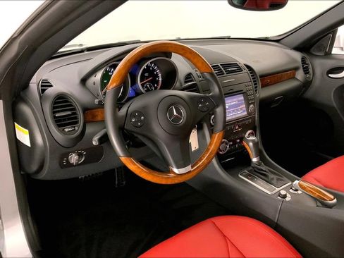 Used 2010 Mercedes-Benz SLK 350 image 18