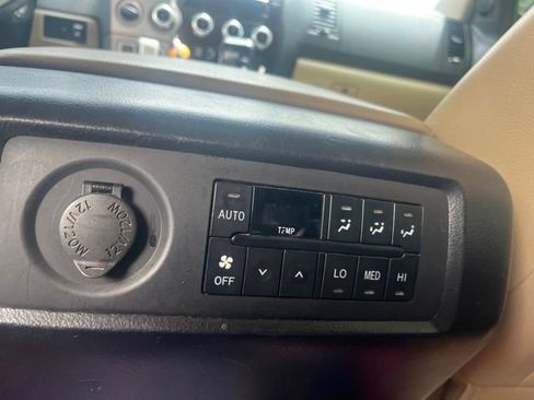 Used 2012 Toyota Sequoia Limited AWD/4WD image 8