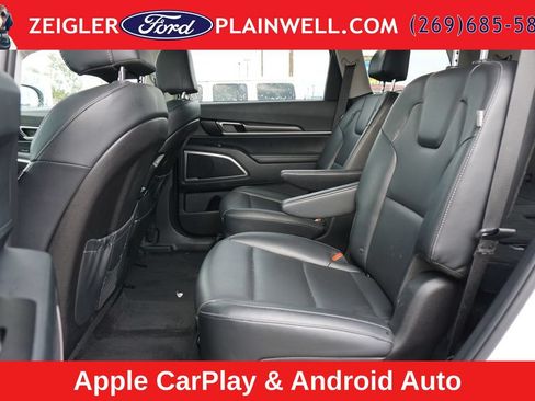 Used 2025 Kia Telluride S AWD/4WD image 12