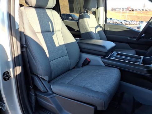 Used 2021 Ford F150 XL w/ Trailer Tow Package image 8