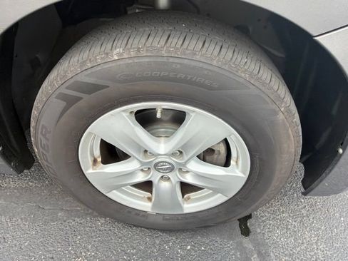 Used 2015 Nissan Quest SV FWD image 23
