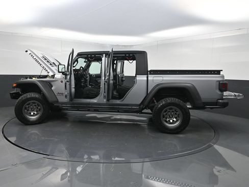Used 2020 Jeep Gladiator Rubicon AWD/4WD image 38