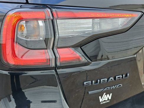 Certified 2025 Subaru Outback Onyx Edition image 40