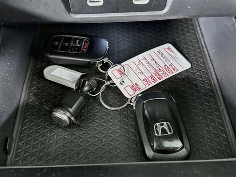 Used 2023 Honda Accord EX image 20