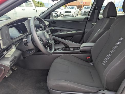 Used 2026 Hyundai Elantra SEL Sport Premium FWD image 26