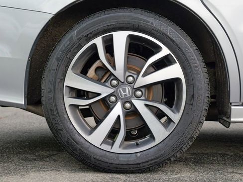Used 2023 Honda Odyssey Touring image 13
