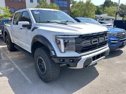 Certified 2025 Ford F150 Raptor AWD/4WD image 3