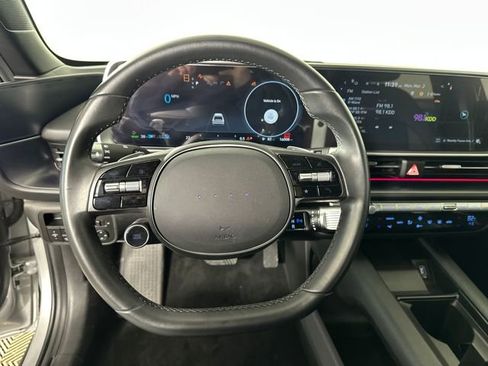 Used 2023 Hyundai Ioniq 6 SEL image 14