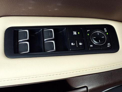 Used 2018 Lexus RX 350L FWD w/ Premium Package image 18