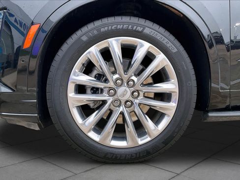 Used 2021 Cadillac XT6 Premium Luxury image 11