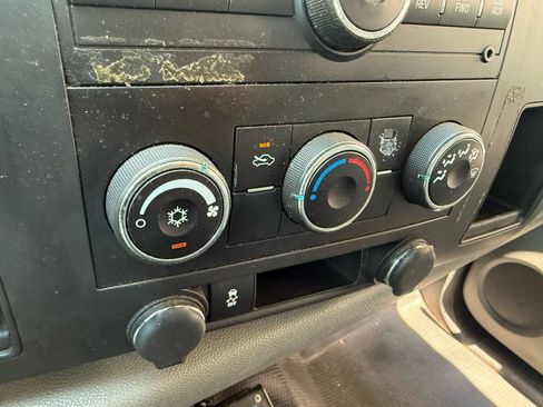 Used 2012 Chevrolet Silverado 3500 W/T RWD image 11