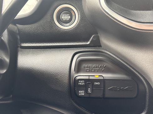 Used 2024 RAM 3500 Big Horn image 18