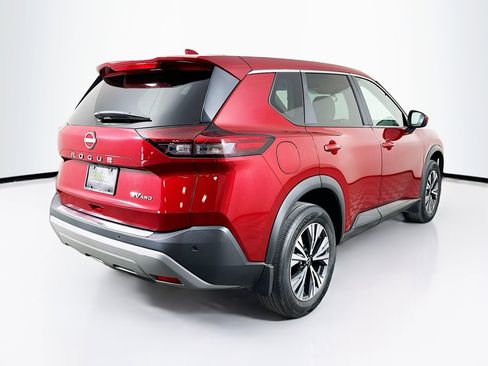 Used 2023 Nissan Rogue SV image 9