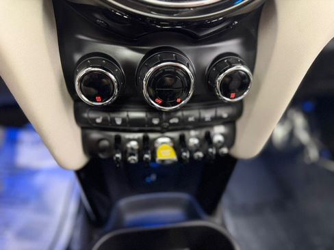 Used 2020 MINI Cooper SE w/ 6.5" Touchscreen Package FWD image 23