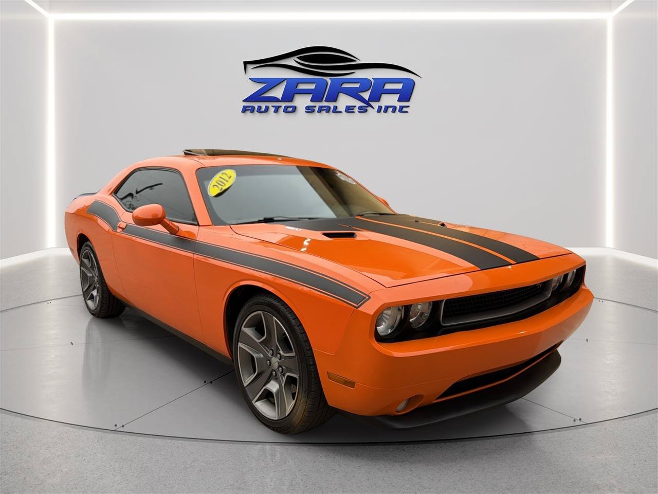 Used 2012 Dodge Challenger R/T RWD image 9