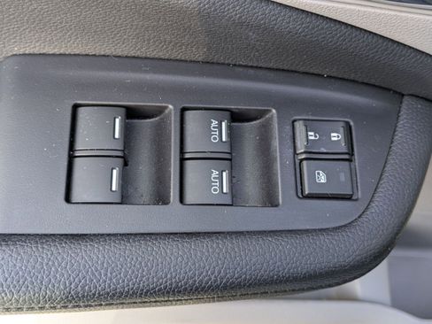 Used 2020 Honda Pilot Touring image 21