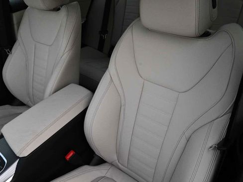 Used 2026 BMW 330i Sedan w/ Premium Package RWD image 8