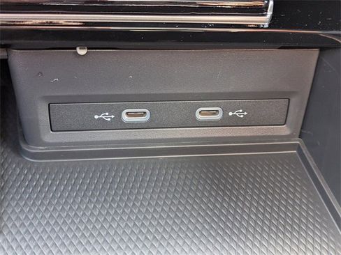 Used 2026 Volkswagen Atlas Cross Sport SE image 24