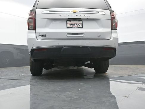 Used 2021 Chevrolet Suburban LT RWD image 41