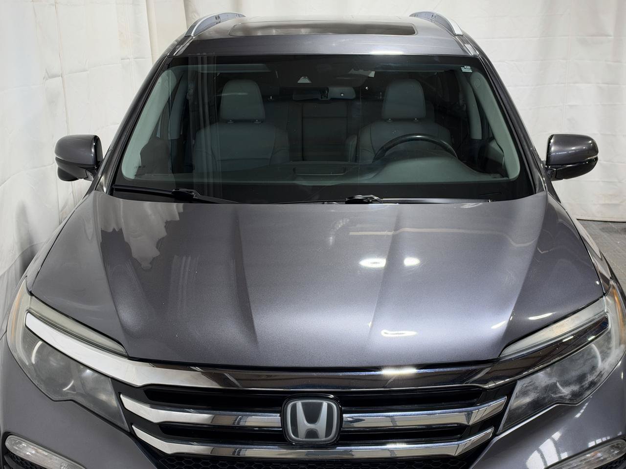 Used 2016 Honda Pilot Touring image 2