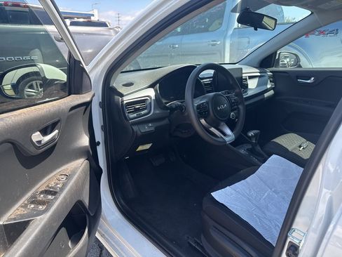 Used 2023 Kia Rio S image 5