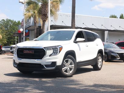 Used 2024 GMC Terrain SLE