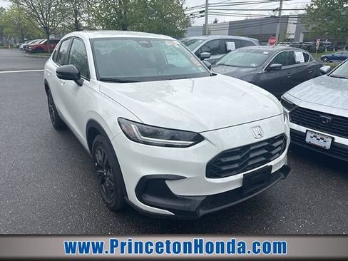 Used 2026 Honda HR-V Sport image 1