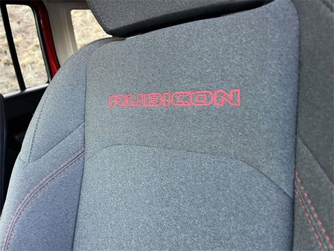 Used 2024 Jeep Wrangler Unlimited Rubicon image 18