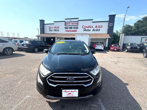 Used 2018 Ford EcoSport Titanium image 2