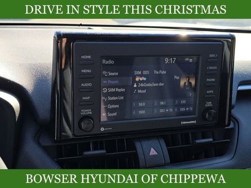 Used 2021 Toyota RAV4 XLE image 13