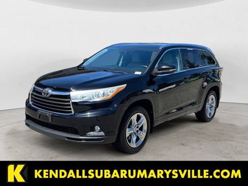 Used 2015 Toyota Highlander Limited w/ Driver Technology Package AWD/4WD image 1