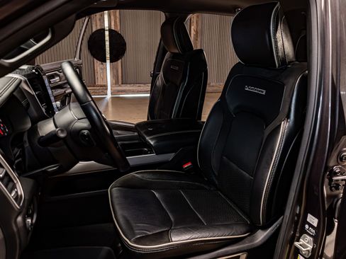 Used 2023 RAM 1500 Laramie image 19