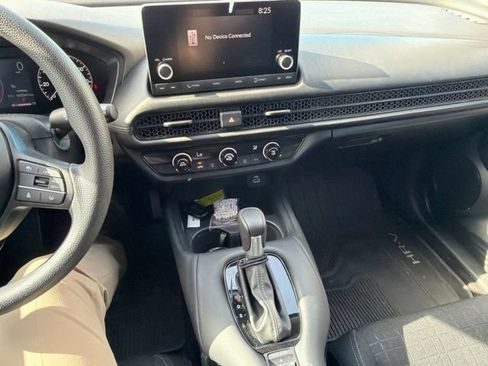 Used 2024 Honda HR-V LX image 18