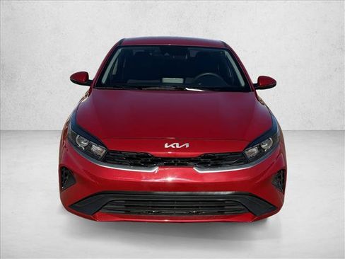 Used 2023 Kia Forte LXS w/ LXS Technology Package image 2